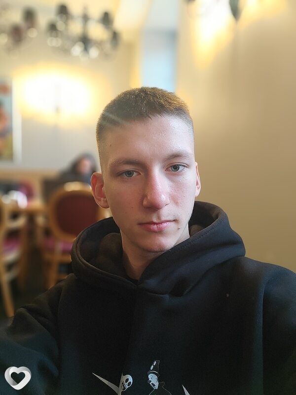 Кирилл, 19, Брянске — анкета №4047685