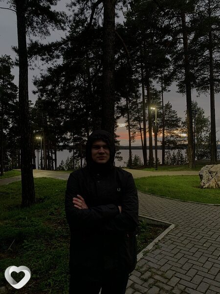 Михаил, 21, Новороссийске — анкета №4047662