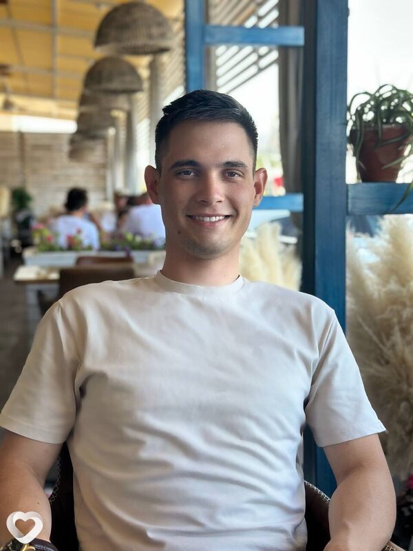 Артур, 30, Амвросиевке — анкета №4048503
