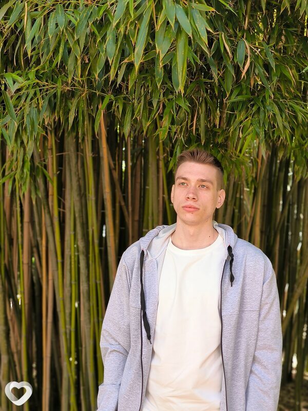Илья, 25, Донецке — анкета №4048855