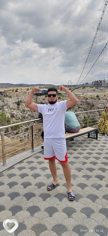Дима, 32, Адлер — анкета №4049327