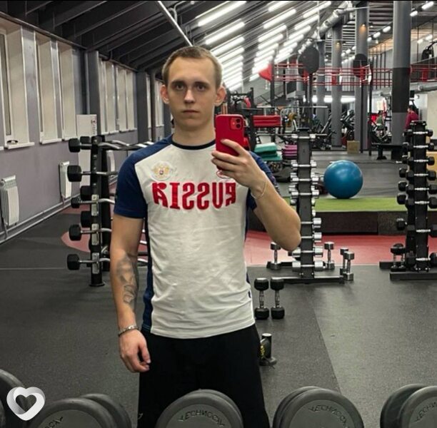Сергей, 20, Новосибирске — анкета №4049422
