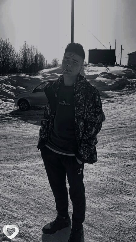 Рустам, 18, Екатеринбурге — анкета №4049258