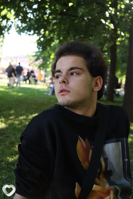 Илья, 19, Москве — анкета №4049775