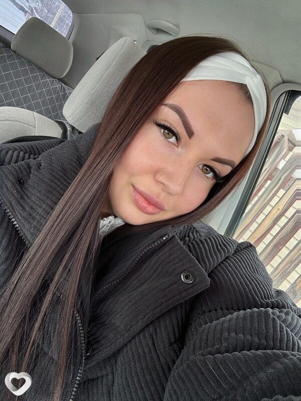 Виктория, 21, Горно-Алтайске — анкета №4051223