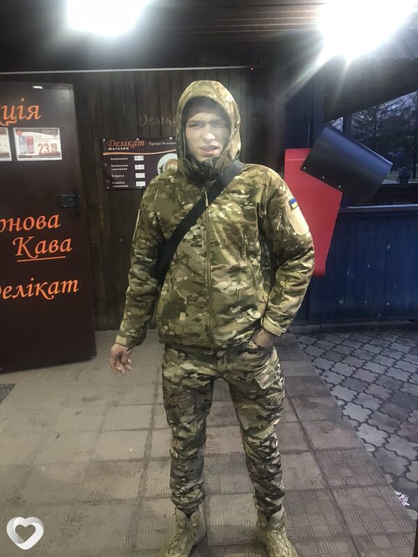 Денис, 23, Кривое Роге — анкета №4051801