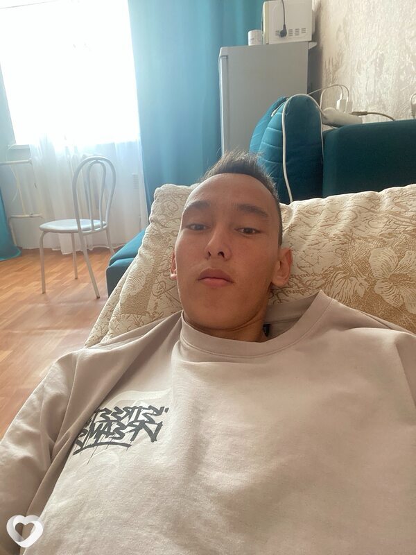 Андрей, 20, Благовещенске — анкета №4053036