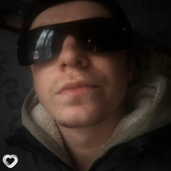 Андрей, 21, Чернигове — анкета №4054476