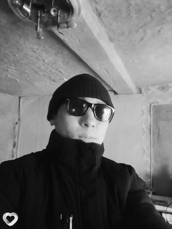 Михаил, 33, Горно-Алтайске — анкета №4054133