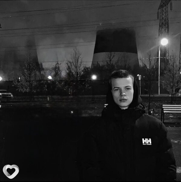 Ярослав, 18, Москве — анкета №4054908