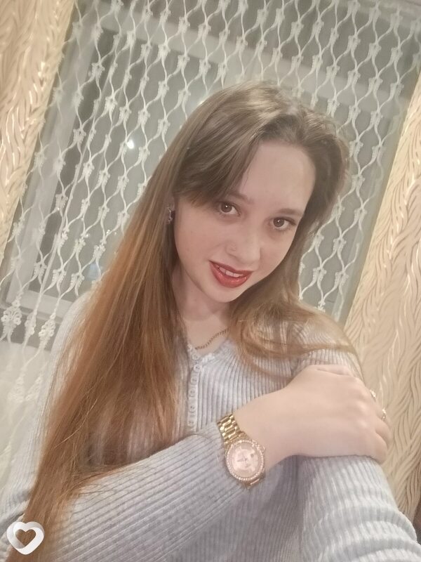 Алёна, 20, Новокузнецке — анкета №4055532