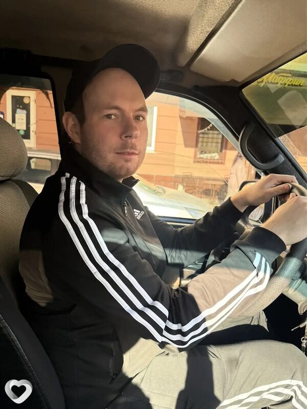 Виктор, 29, Орёл — анкета №4055572