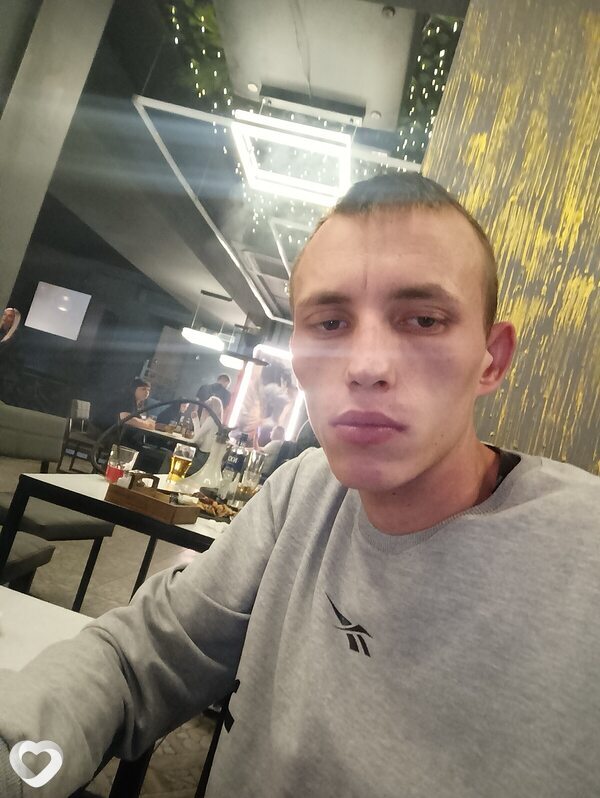 Кирилл, 27, Ангарске — анкета №4055985