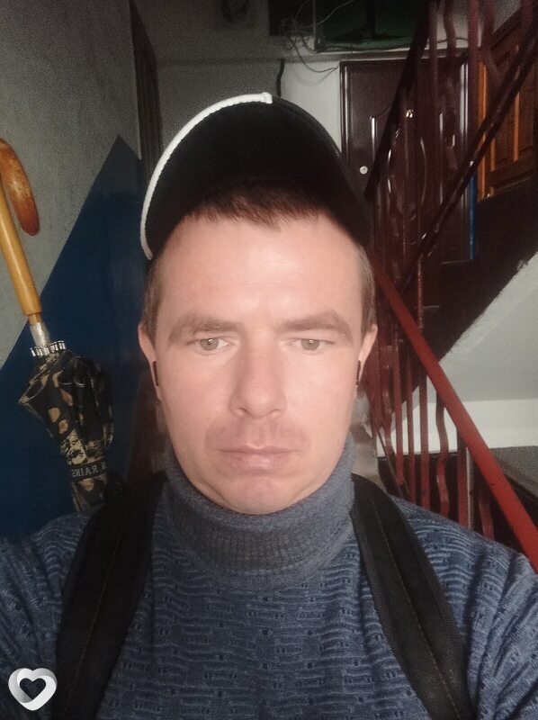 Андрей, 37, Снежном — анкета №4055825
