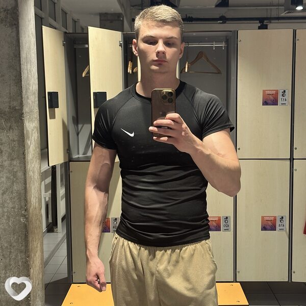 Кирилл, 22, Москве — анкета №4055949