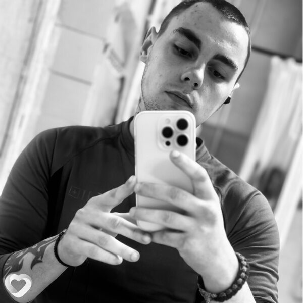 Александр, 21, Луганске — анкета №4055957