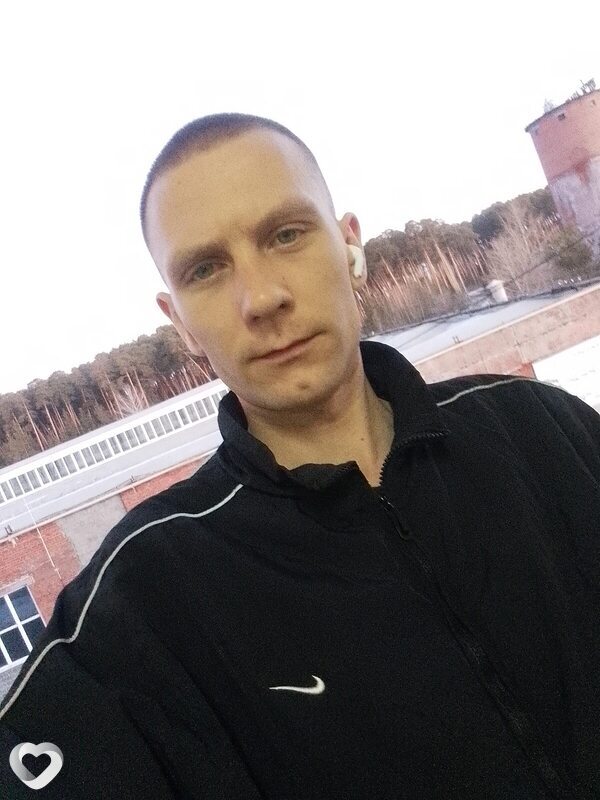 Максим, 26, Богдановиче — анкета №4056478