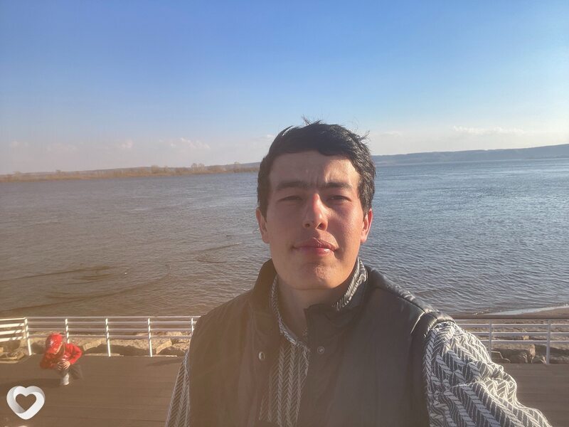 Асрор, 26, Кингисеппе — анкета №4057009