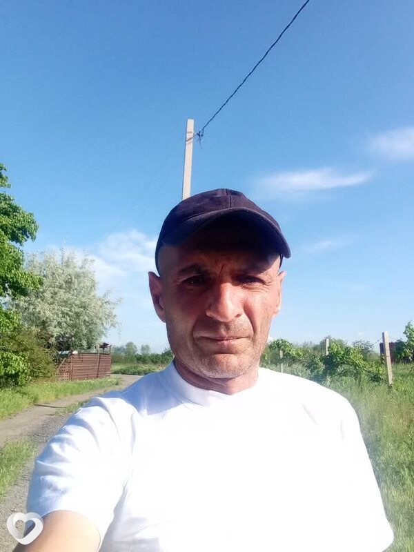Есаи, Саратов
