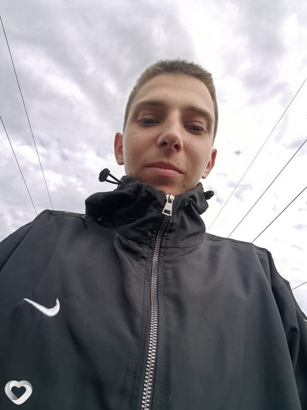Даниил, 18, Красноярске — анкета №4057350
