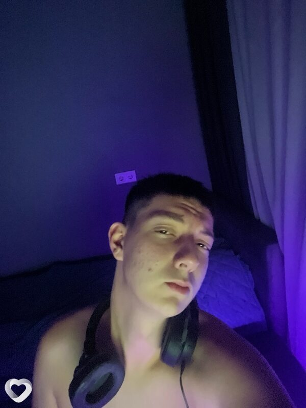 Дмитрий, 19, Минске — анкета №4057751