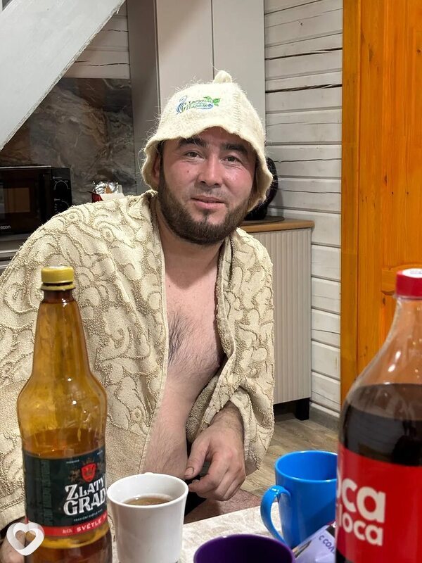 Хусниддин, Санкт-Петербург