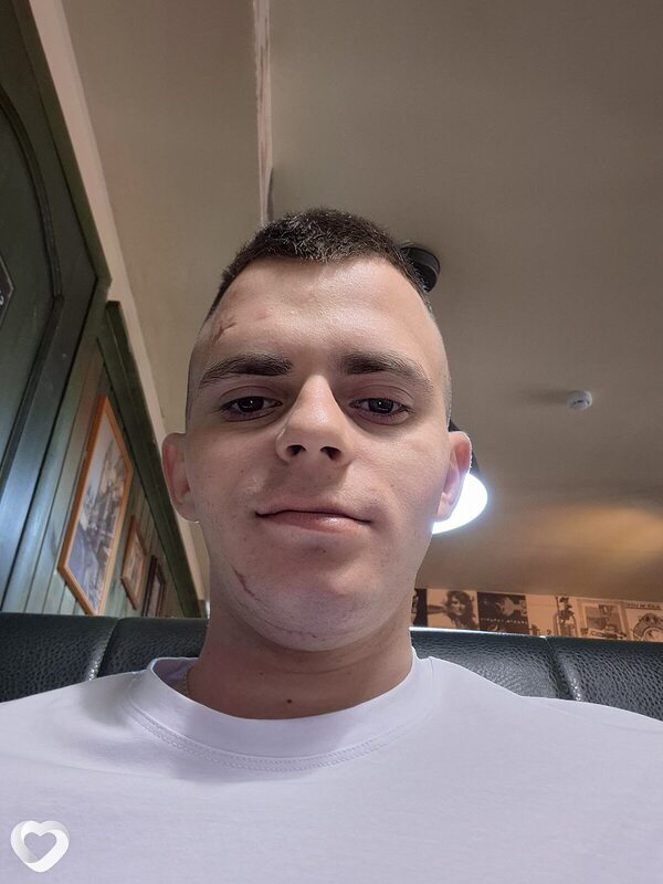 Даниил, 22, Луганске — анкета №4060231