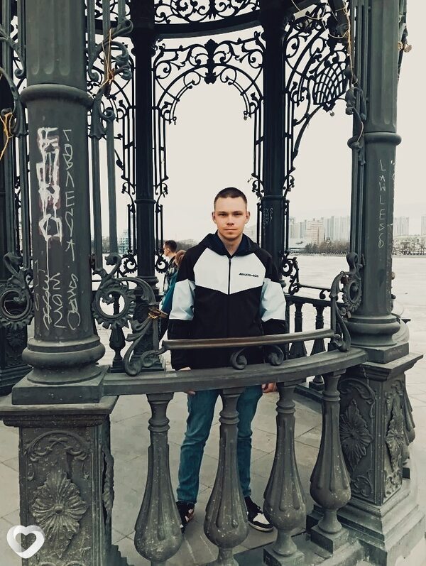 Константин, 24, Екатеринбурге — анкета №4061211