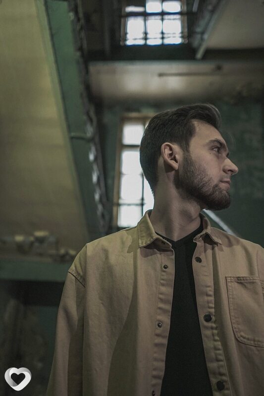 Влад, 21, Омске — анкета №4060868