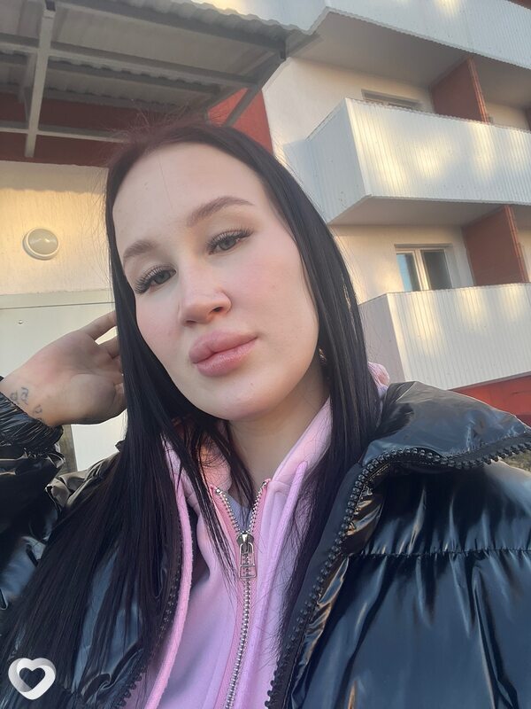 Анюта, 27, Екатеринбурге — анкета №4060340