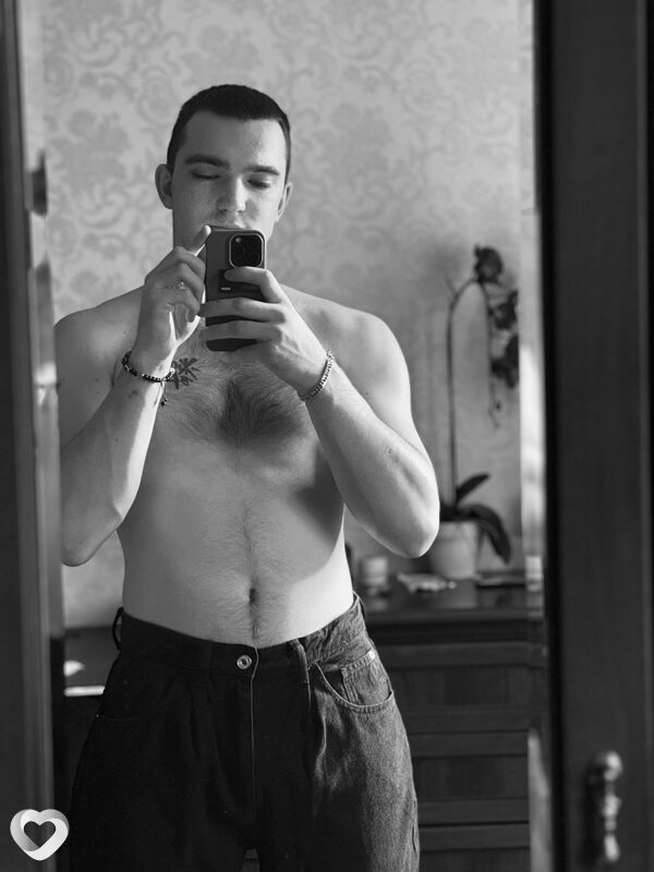 Евгений, 22, Калининграде — анкета №4060550