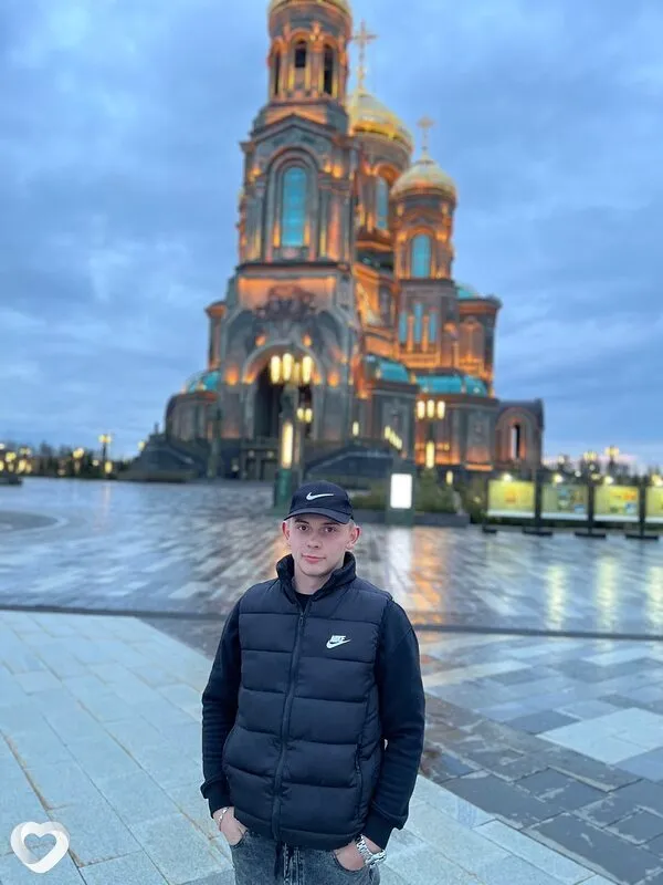 Евгений, 26, Москве — анкета №4060561