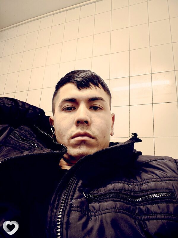 Ойбек, 22, Москве — анкета №4060758
