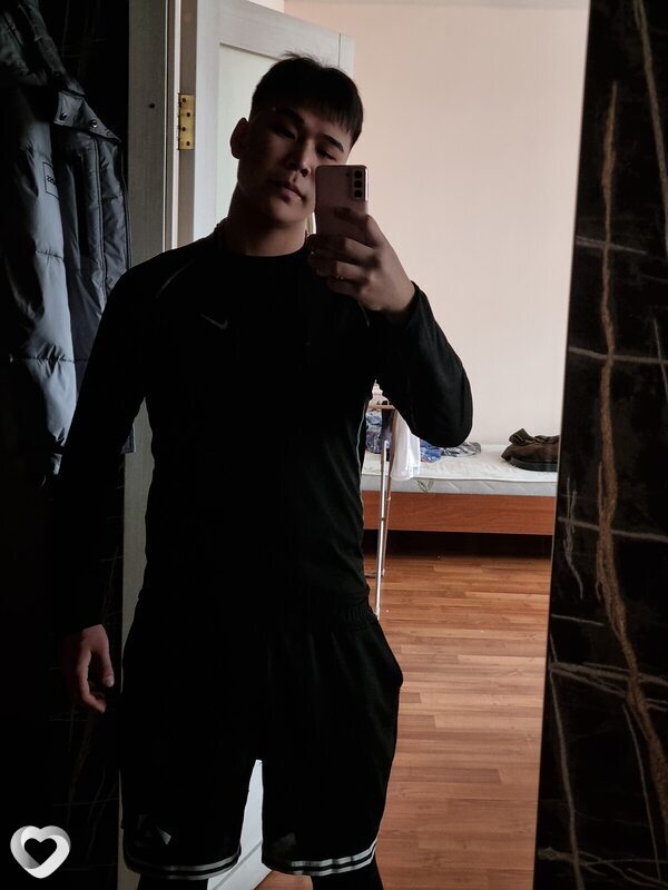 Максим, 20, Улан-Удэ — анкета №4061425