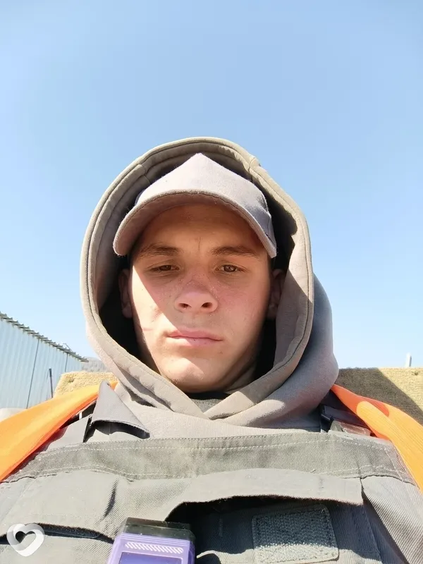 Кирилл, 22, Горно-Алтайске — анкета №4061741