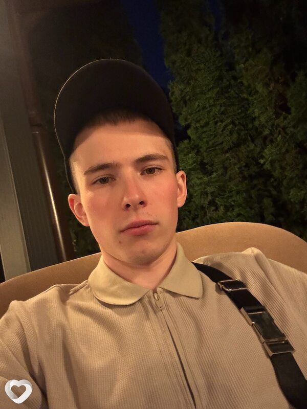Денис, 26, Москве — анкета №4062277