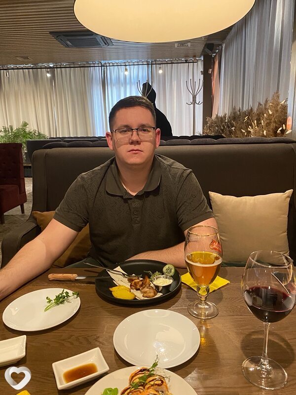 Максим, 26, Бердске — анкета №4062875