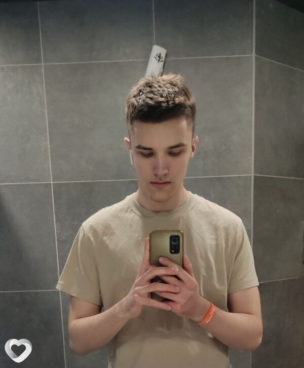 Дима, 20, Киеве — анкета №4062876