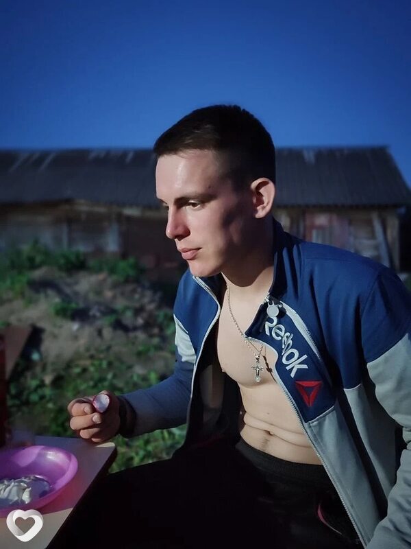 Игорь, 23, Боброве — анкета №4062747