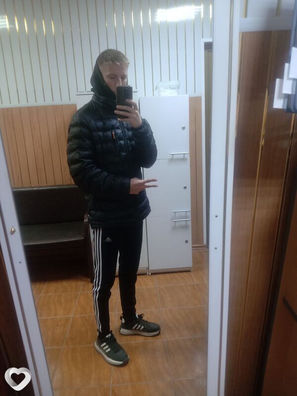 Михаил, 20, Чите — анкета №4064170