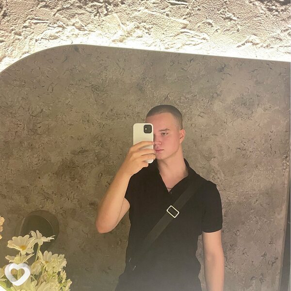 Дмитрий, 19, Санкт-Петербурге — анкета №4064263