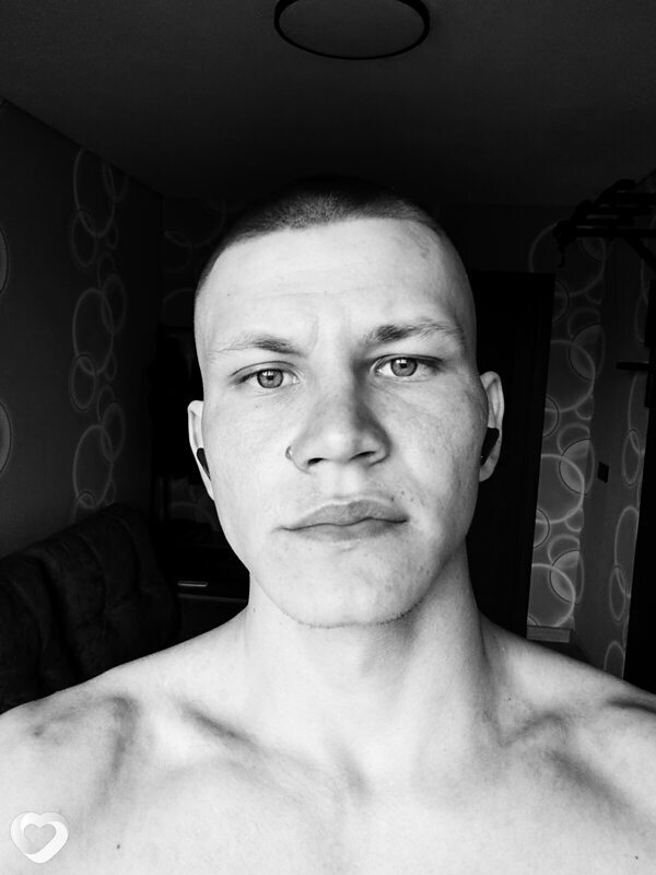 Дмитрий, 21, Новосибирске — анкета №4064798