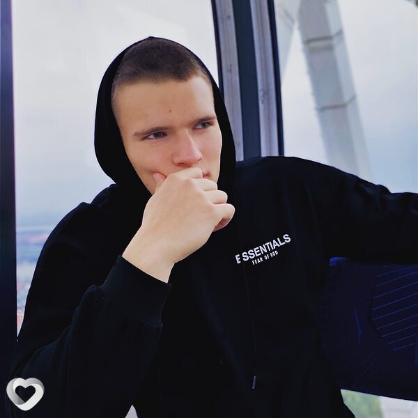 Иван, 22, Шахтах — анкета №4064751