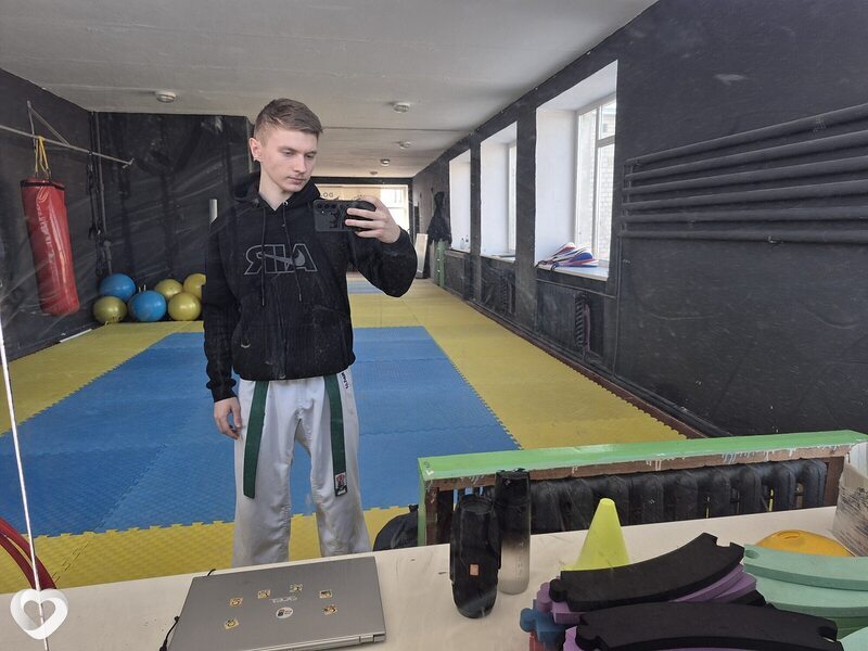 Женя, 18, Кролевеце — анкета №4065564
