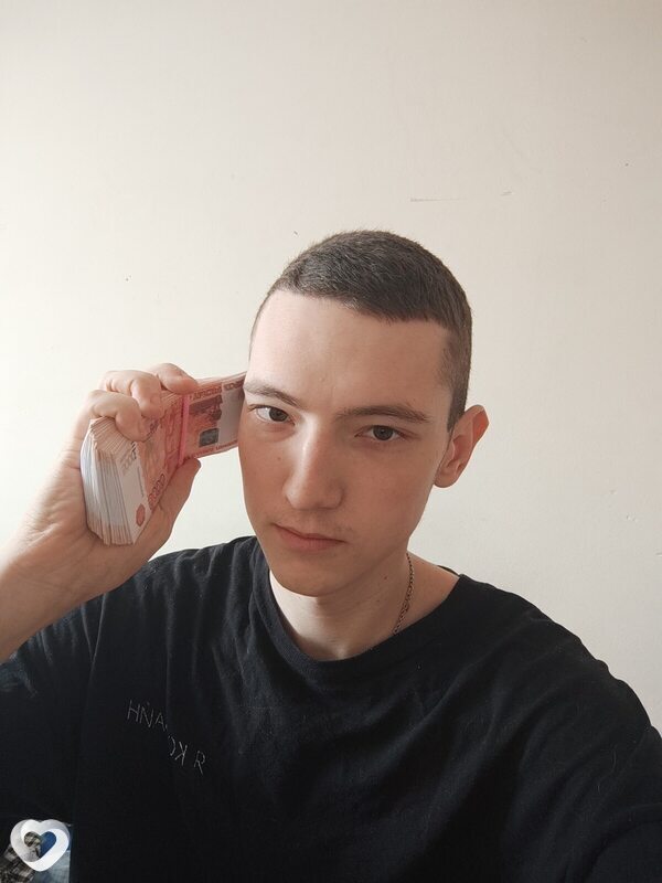 Павел, 21, Электростали — анкета №4066455