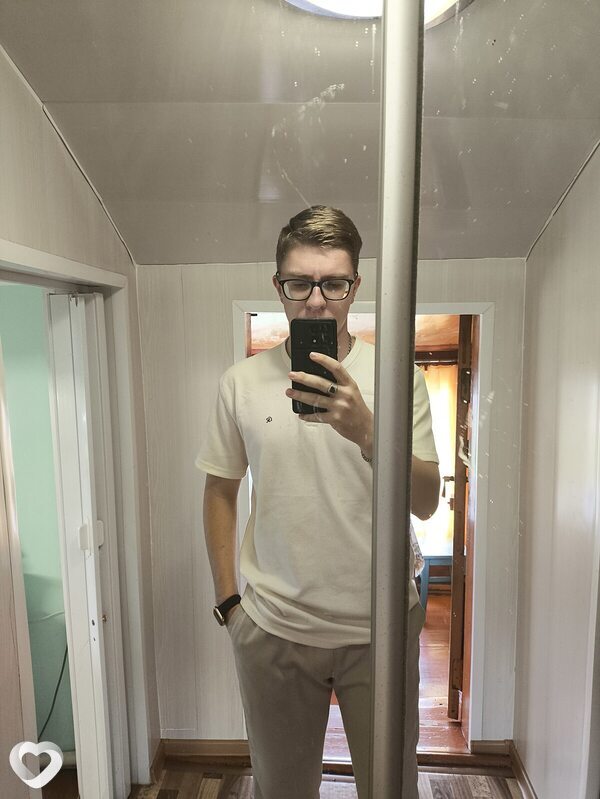 Максим, 21, Саратове — анкета №4068764