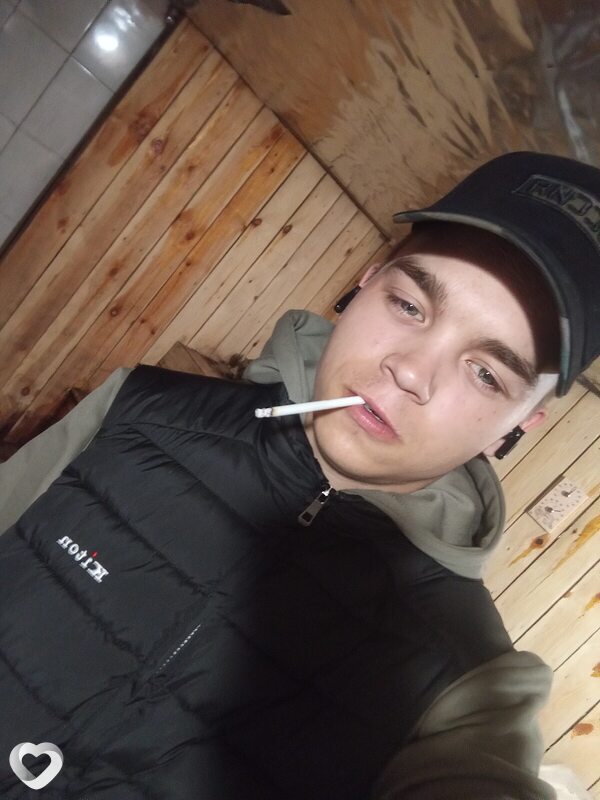Дмитрий, 21, Тюмени — анкета №4068766