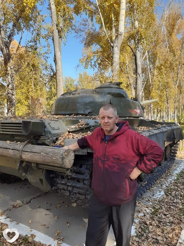 Стас, Уяр