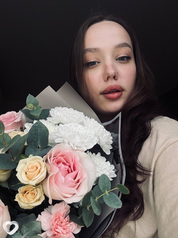 Настя, 21, Москве — анкета №4067689