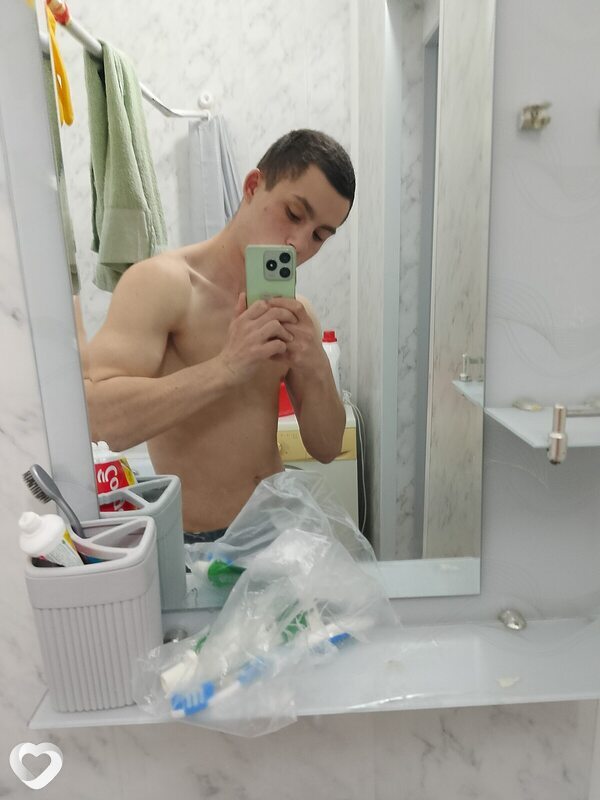 Евгений, 20, Усть-Каменогорск — анкета №4067769